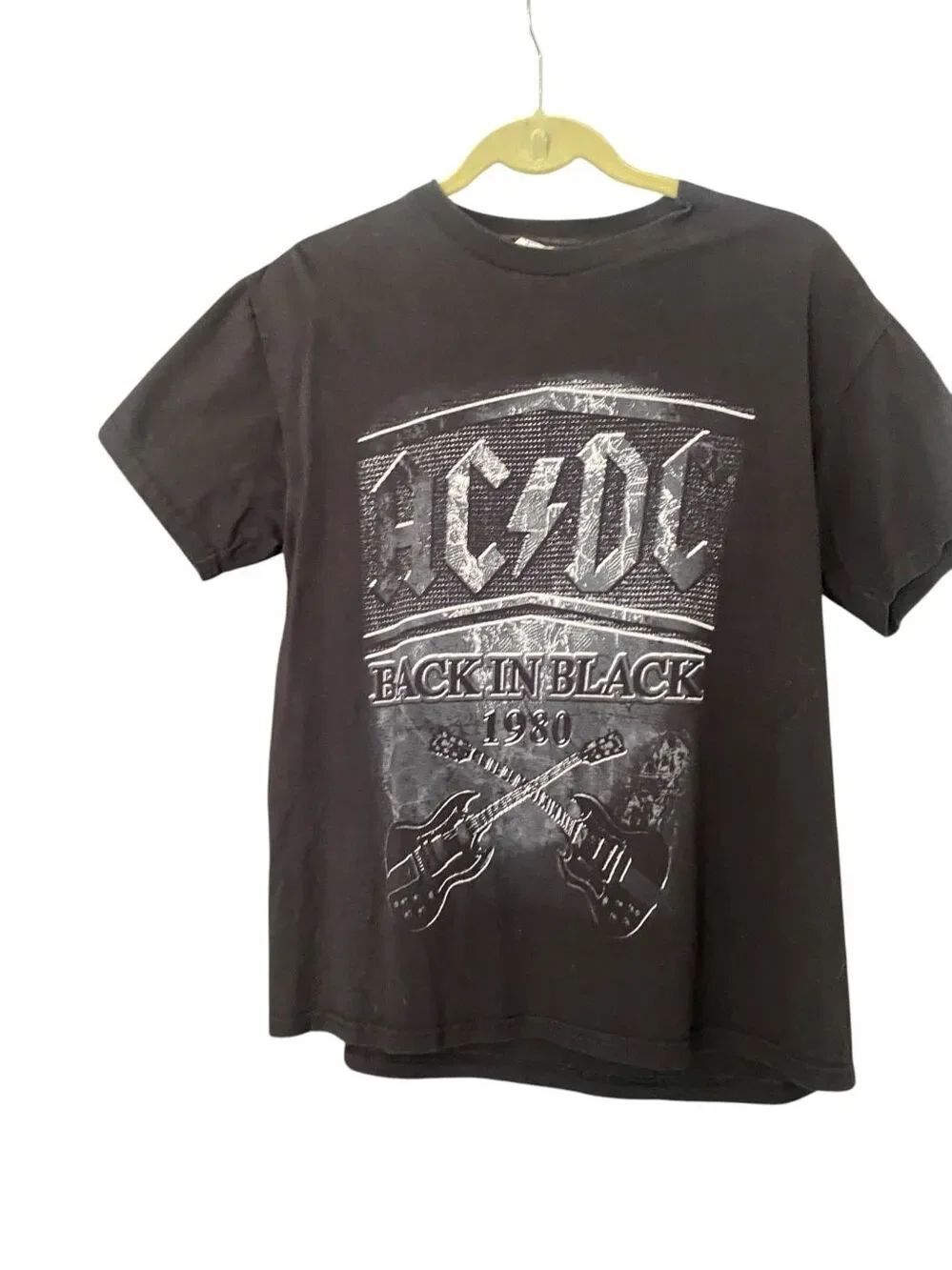 Vintage AC/DC Back in Black 1980 black fade t-shirt Delta Pro Weight sz Medium